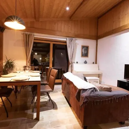 Maison Chaleureuse Avec Vue Sur Le Mont Blanc *